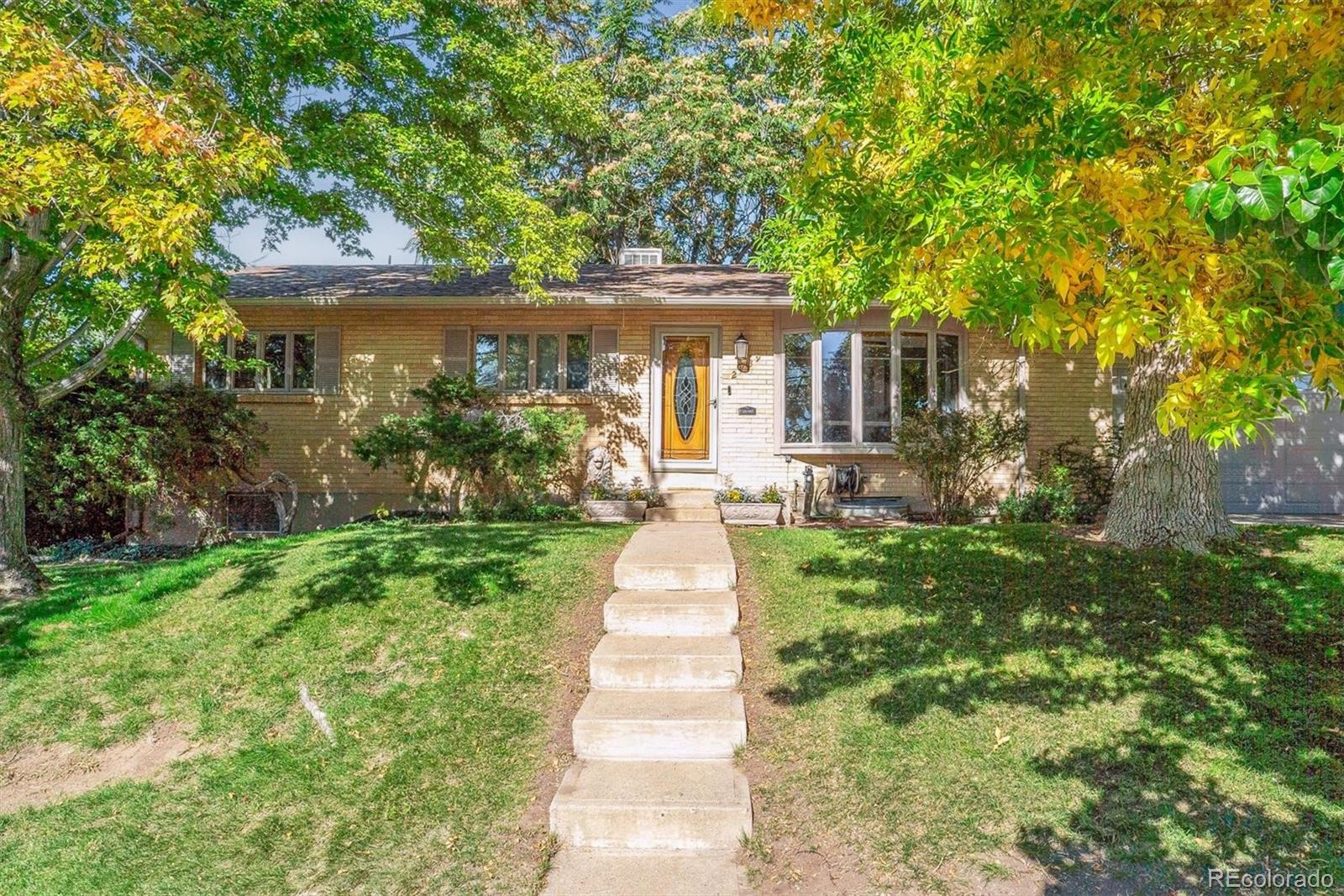 2739 s raleigh street, Denver sold home. Closed on 2024-11-18 for $600,000.