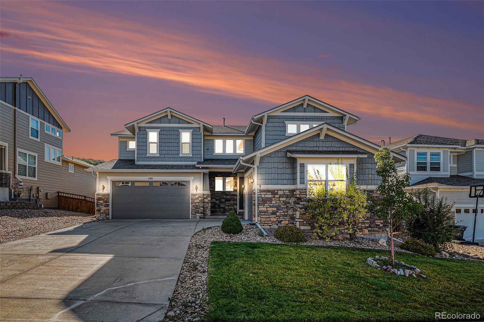 1101  Clear Sky Way, castle rock MLS: 9314401 Beds: 4 Baths: 3 Price: $805,000