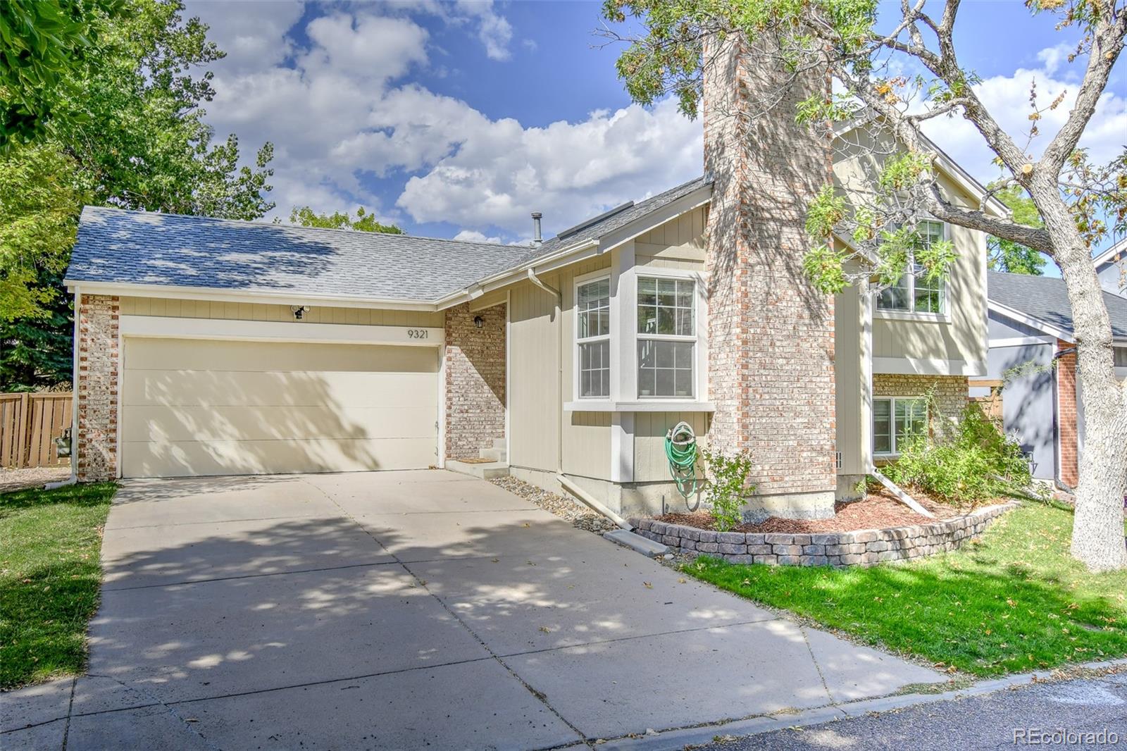 9321  Fernwood Court, highlands ranch MLS: 1894808 Beds: 3 Baths: 2 Price: $525,000