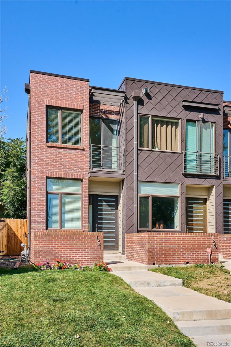 1951 S High Street, denver MLS: 7767324 Beds: 2 Baths: 3 Price: $745,000