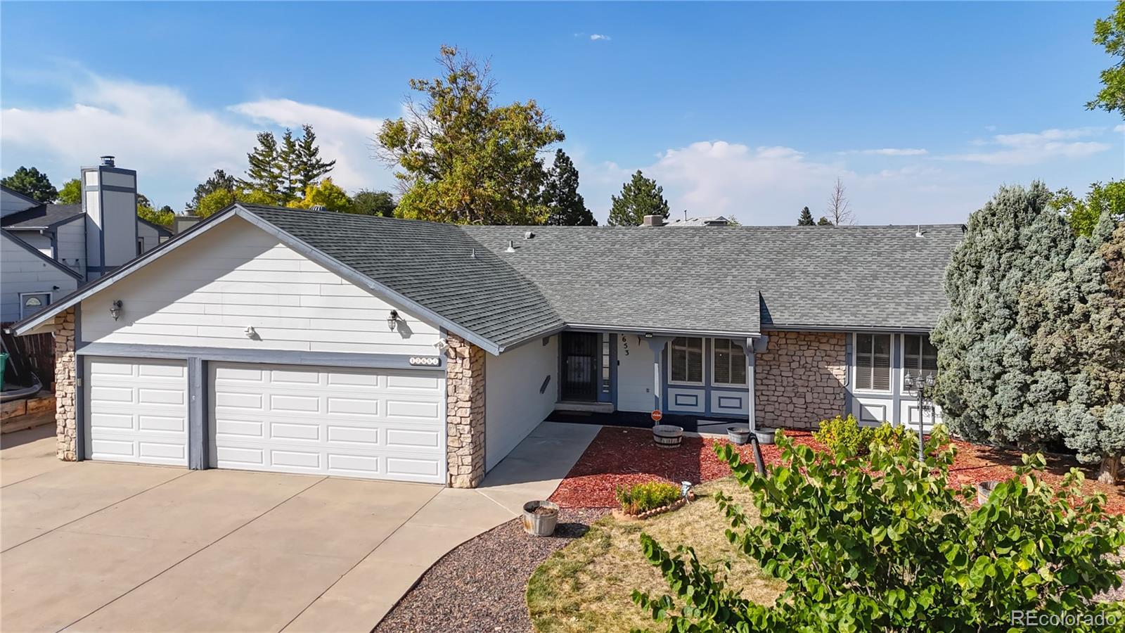 17653 E Tennessee Drive, aurora MLS: 2848416 Beds: 4 Baths: 3 Price: $550,000