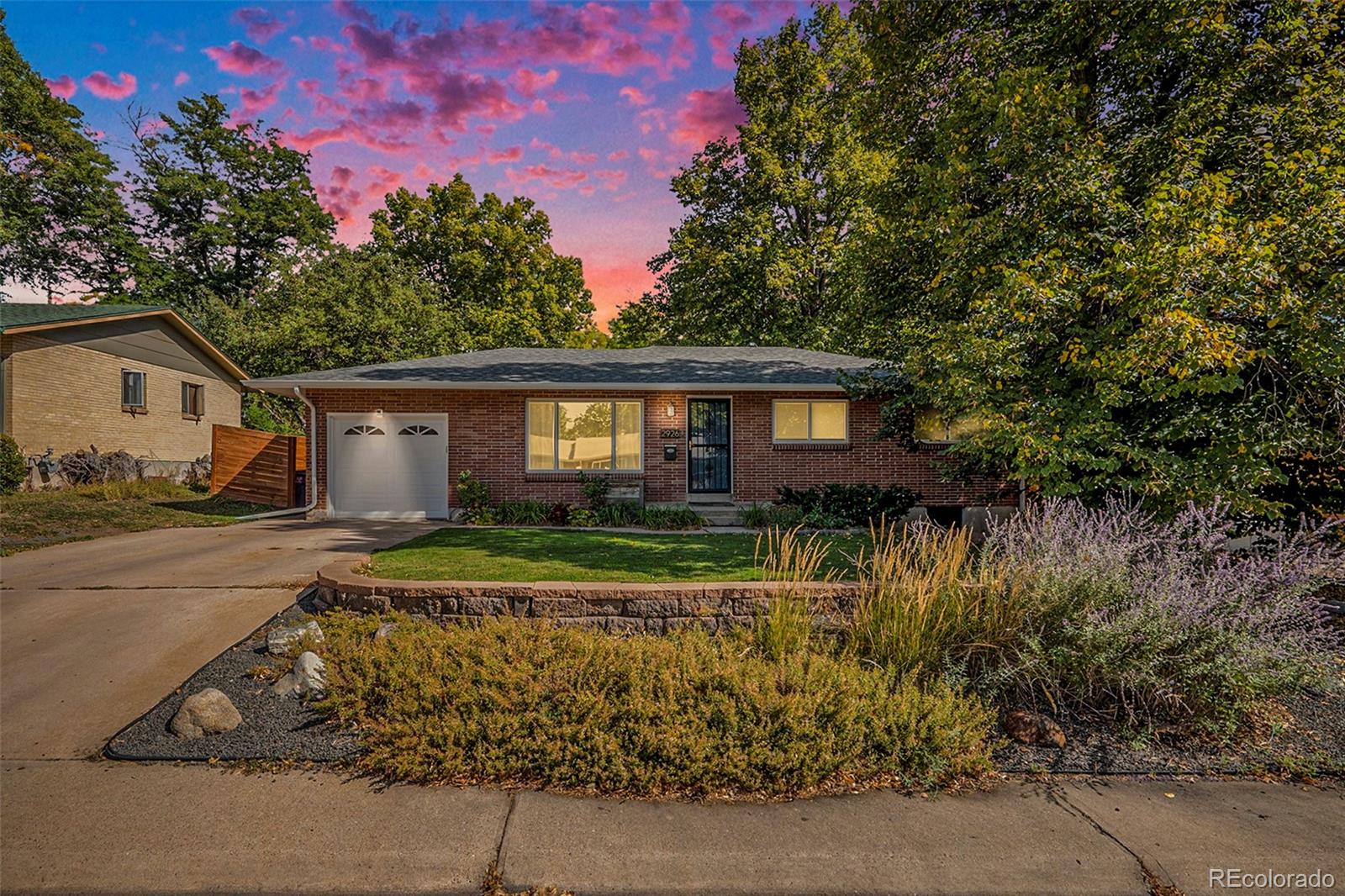 2926 S Wolff Street, denver MLS: 5712042 Beds: 4 Baths: 2 Price: $575,000