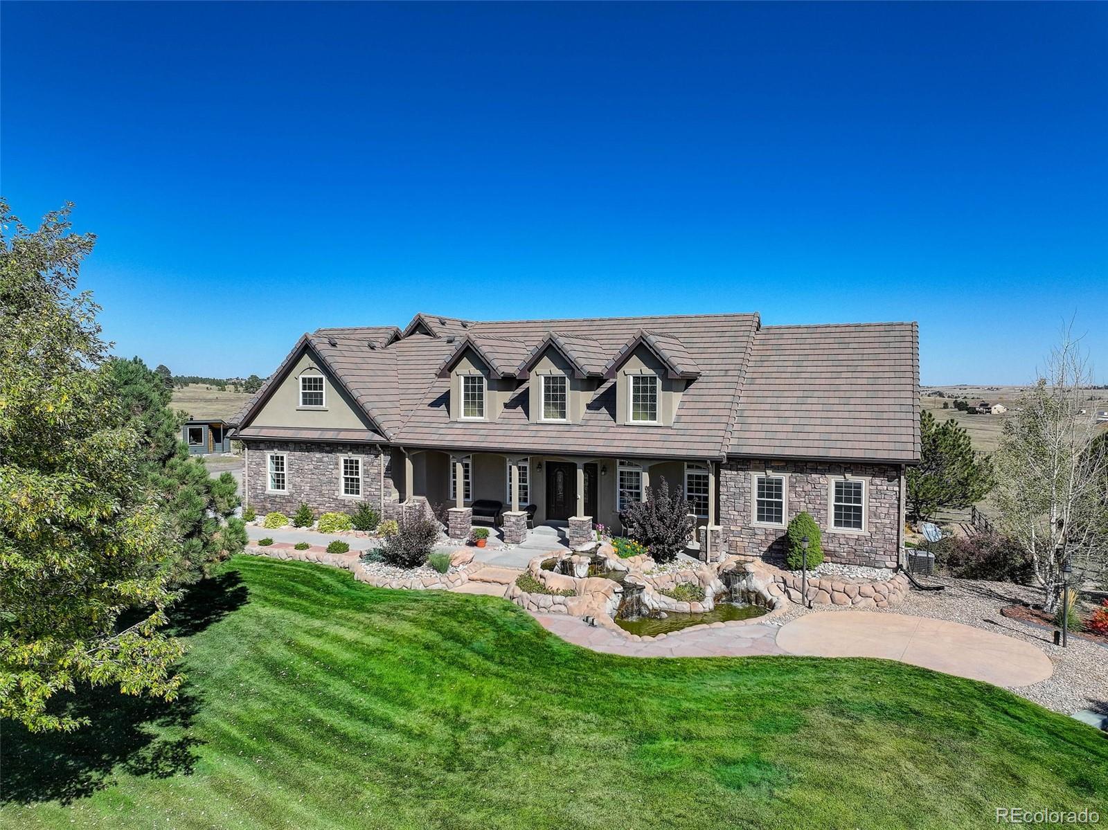 2235  Country Lane, elizabeth MLS: 2302596 Beds: 5 Baths: 4 Price: $1,600,000