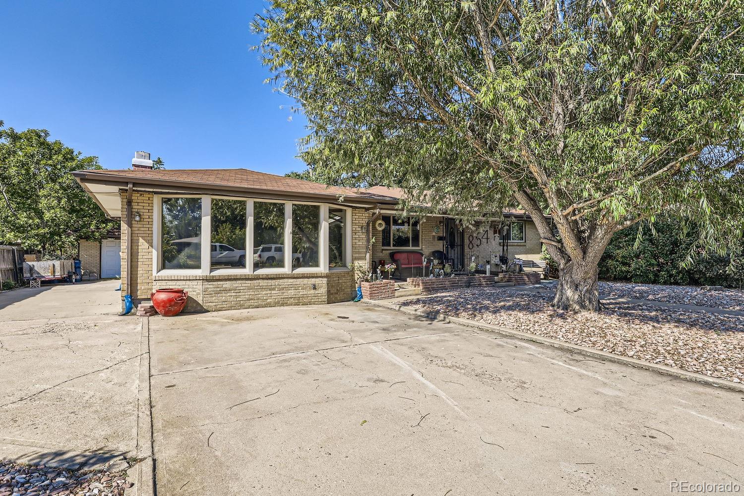 8541  franklin drive, Denver sold home. Closed on 2024-11-15 for $435,000.