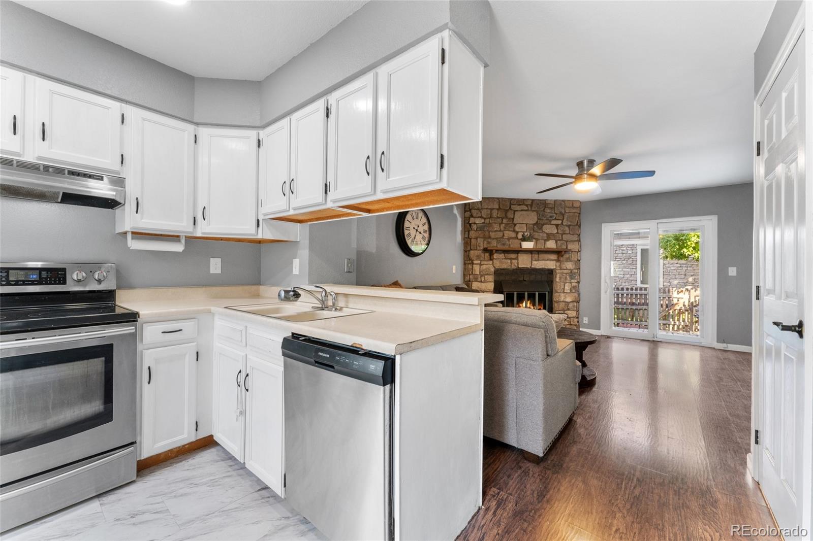 Highlands Centennial Condo / Townhome | MLS #: 66832428140 S Fillmore Circle , Centennial Beds: 2 Baths: 1 Price: $300,000