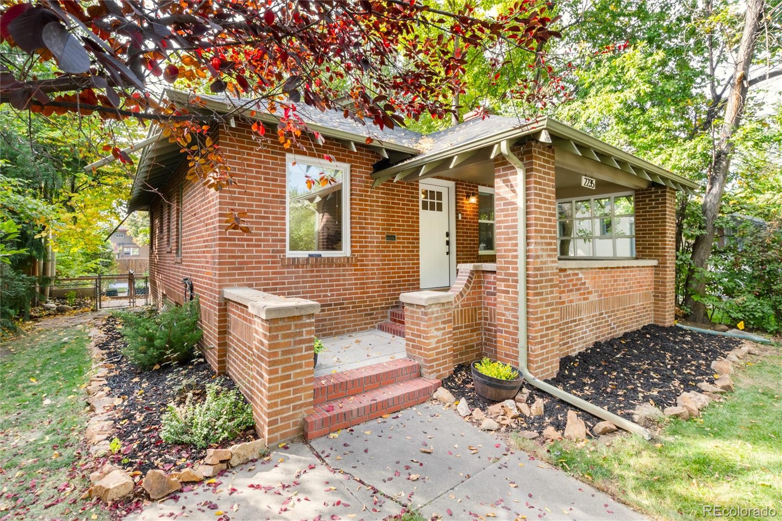 2235  Newton Street, denver MLS: 2225774 Beds: 3 Baths: 2 Price: $885,000