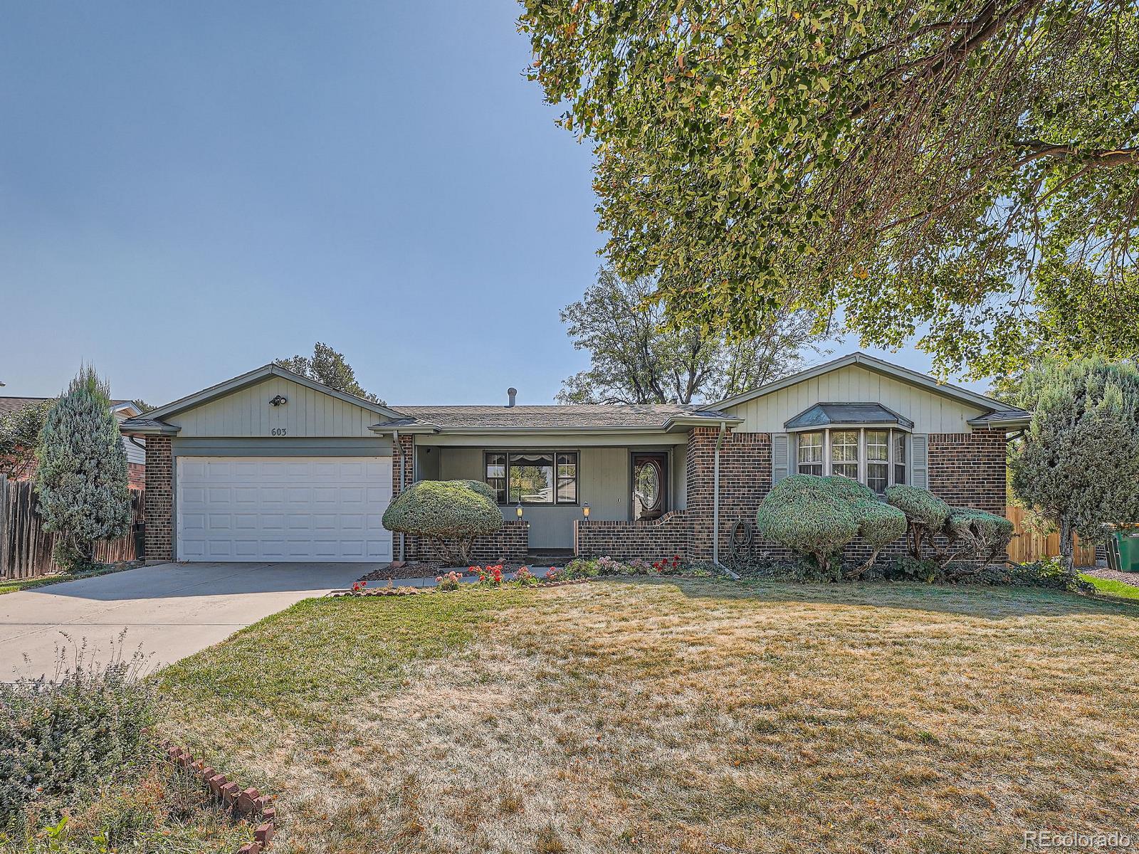 603  Ouray Way, aurora MLS: 3374411 Beds: 4 Baths: 3 Price: $449,900