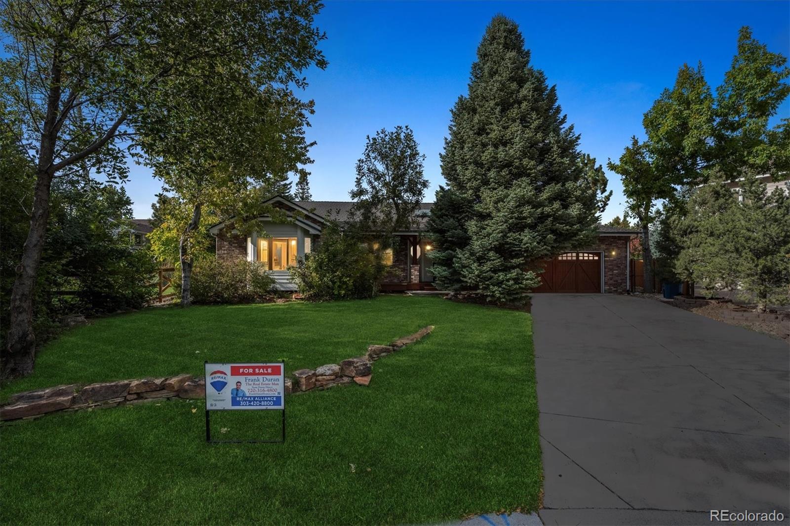 12879 W Aqueduct Avenue, littleton MLS: 1672597 Beds: 2 Baths: 2 Price: $850,000