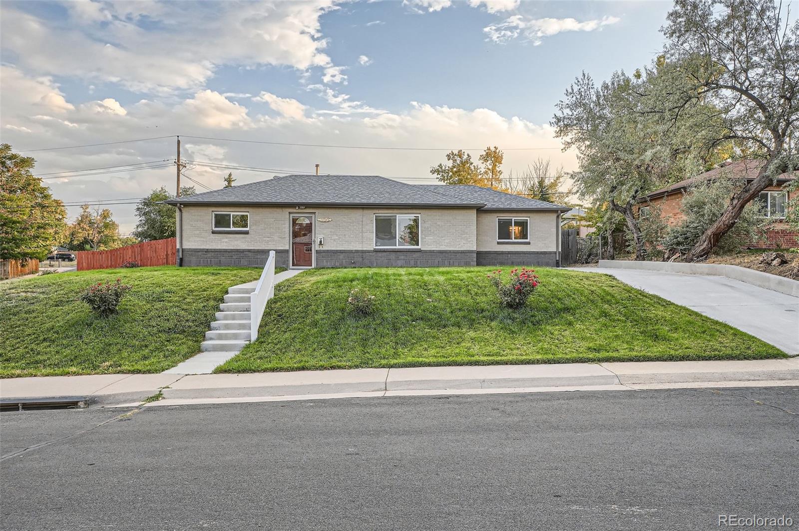 1100 E 90th Avenue, thornton MLS: 3803049 Beds: 3 Baths: 2 Price: $450,000