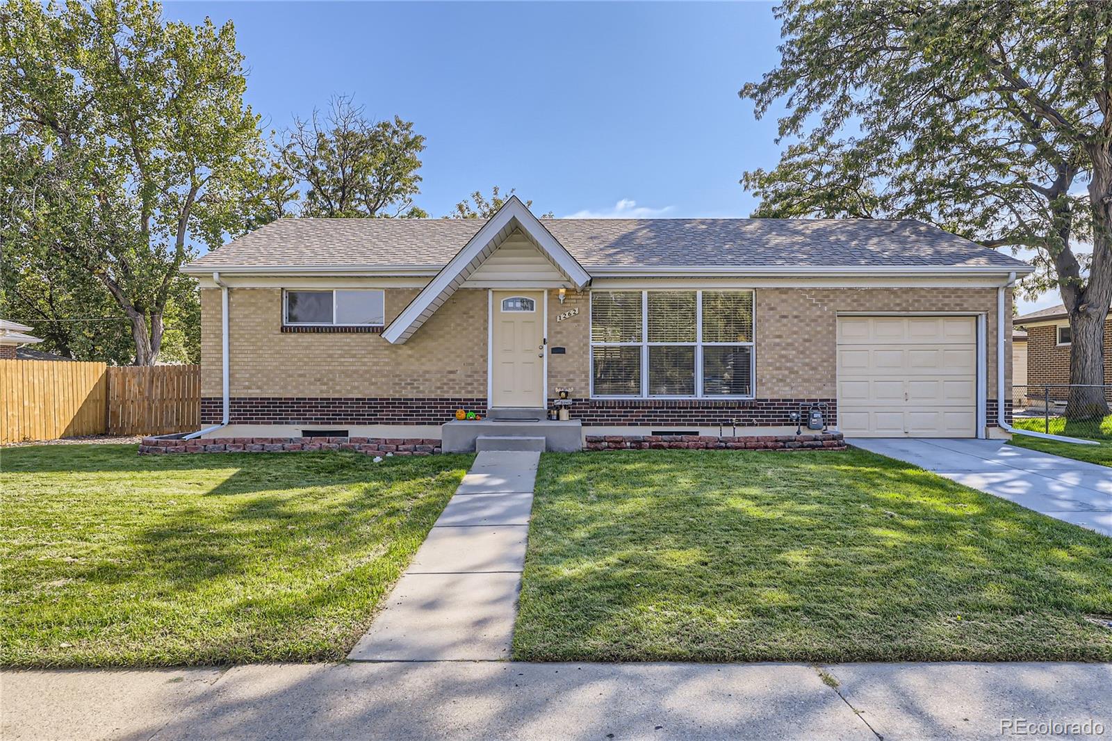 1262 e 108th avenue, Northglenn sold home. Closed on 2024-11-18 for $460,000.