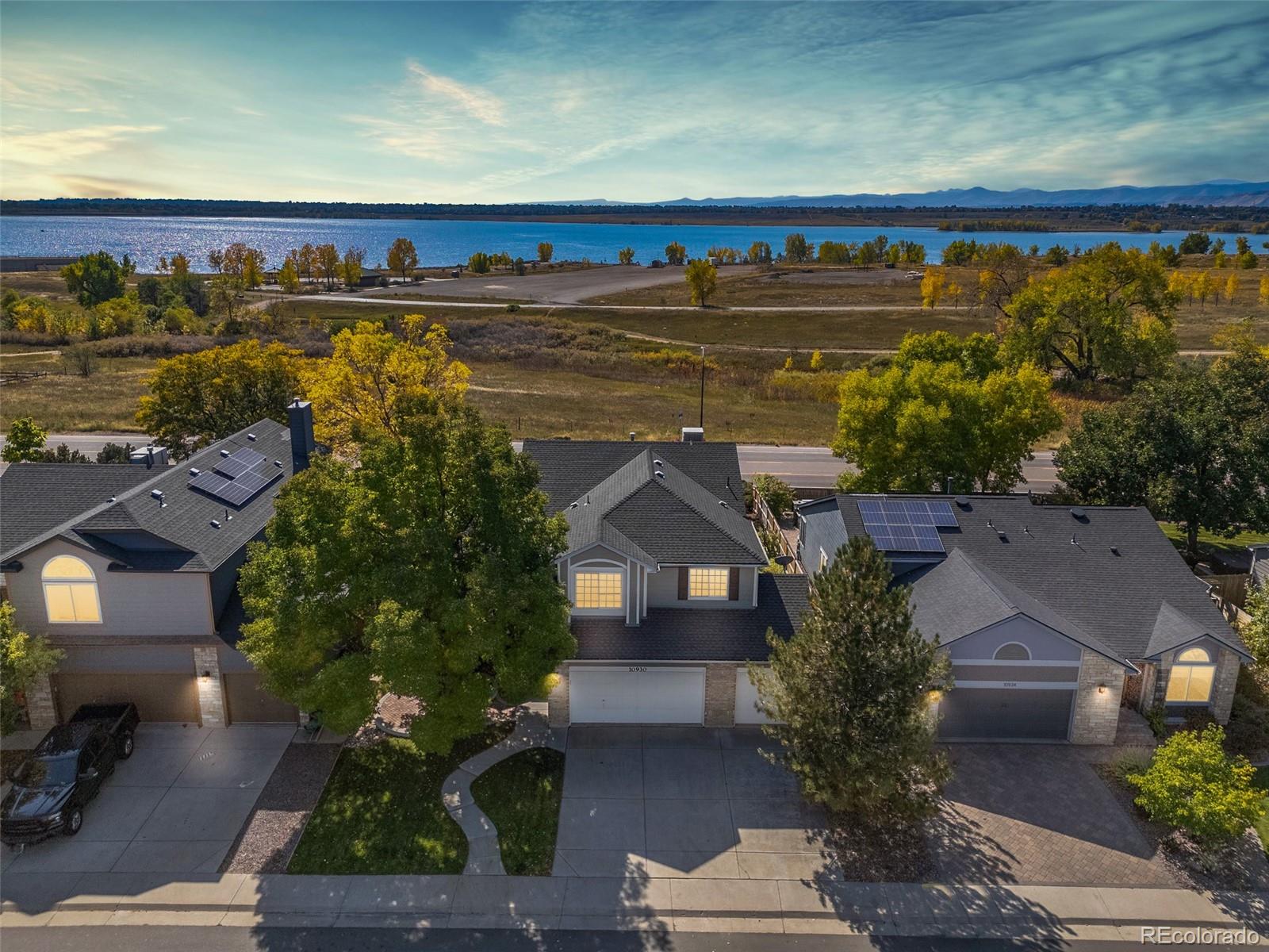 10930 W 100th Drive, broomfield MLS: 4207602 Beds: 4 Baths: 3 Price: $835,000