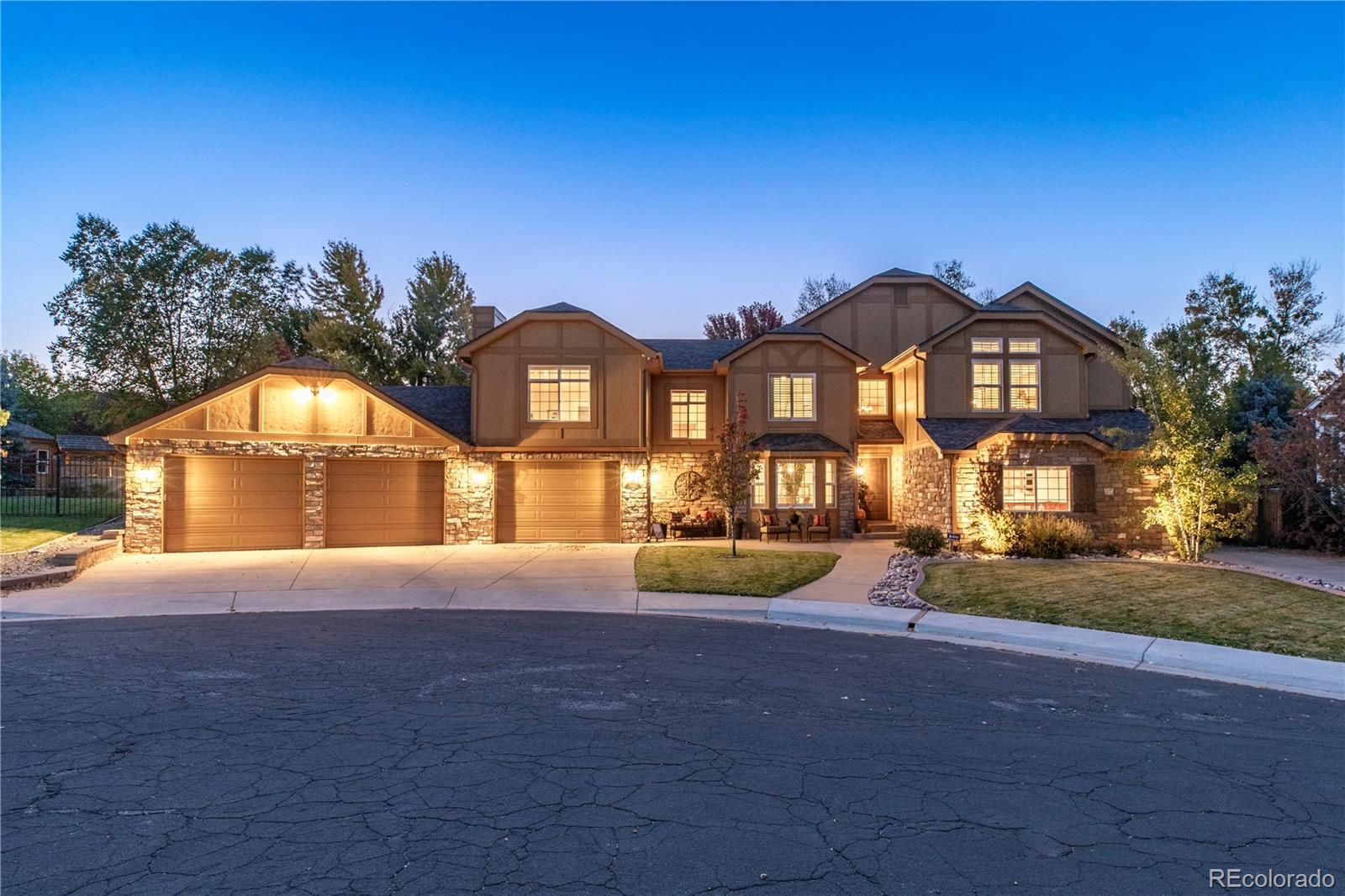 7647 S Allison Court, littleton MLS: 2087611 Beds: 4 Baths: 5 Price: $1,325,000