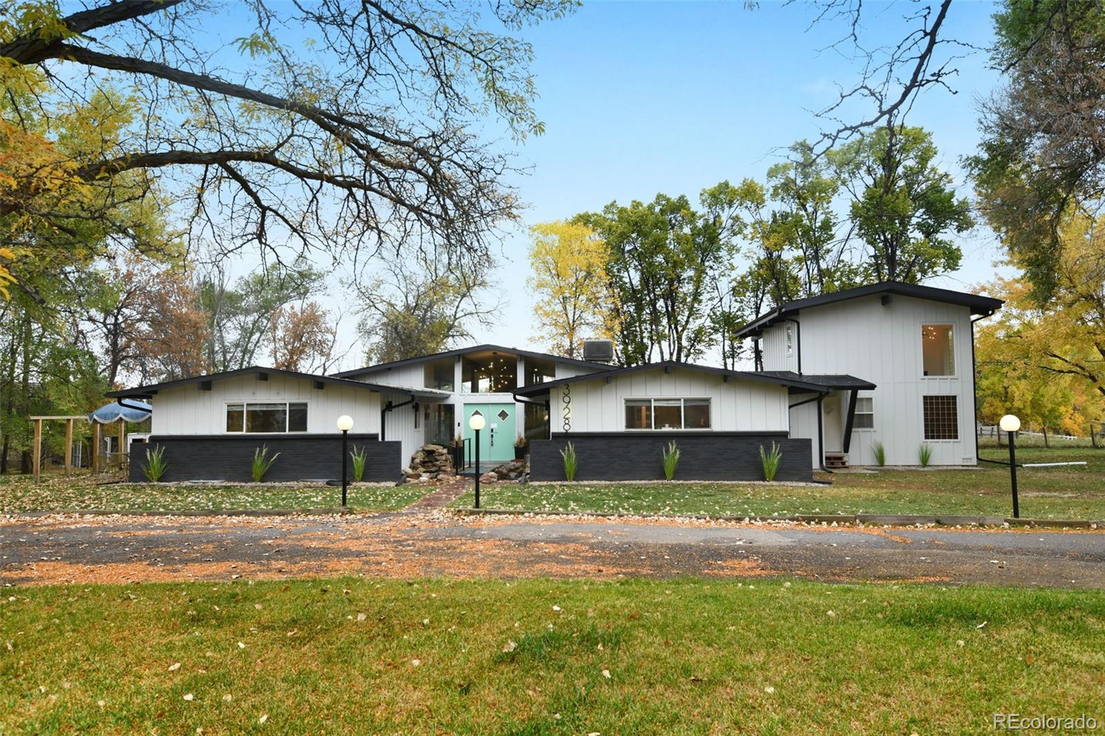 3928  Frailey Drive, lafayette MLS: 5026747 Beds: 5 Baths: 5 Price: $1,550,000