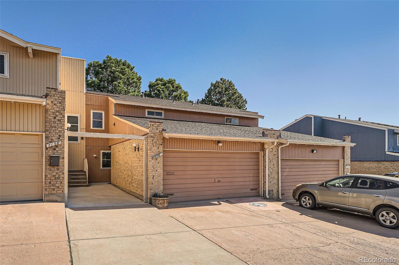 7156  Depew Circle , Arvada  MLS: 4570649 Beds: 3 Baths: 2 Price: $385,000