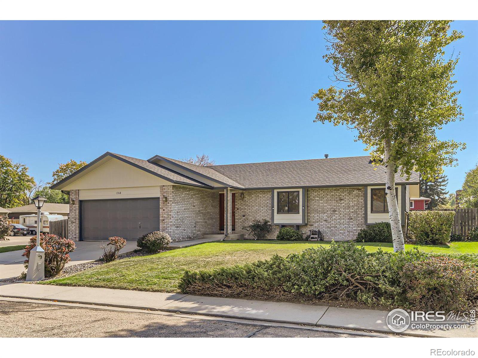 1368  Garden Circle, longmont MLS: 4567891020729 Beds: 3 Baths: 2 Price: $500,000