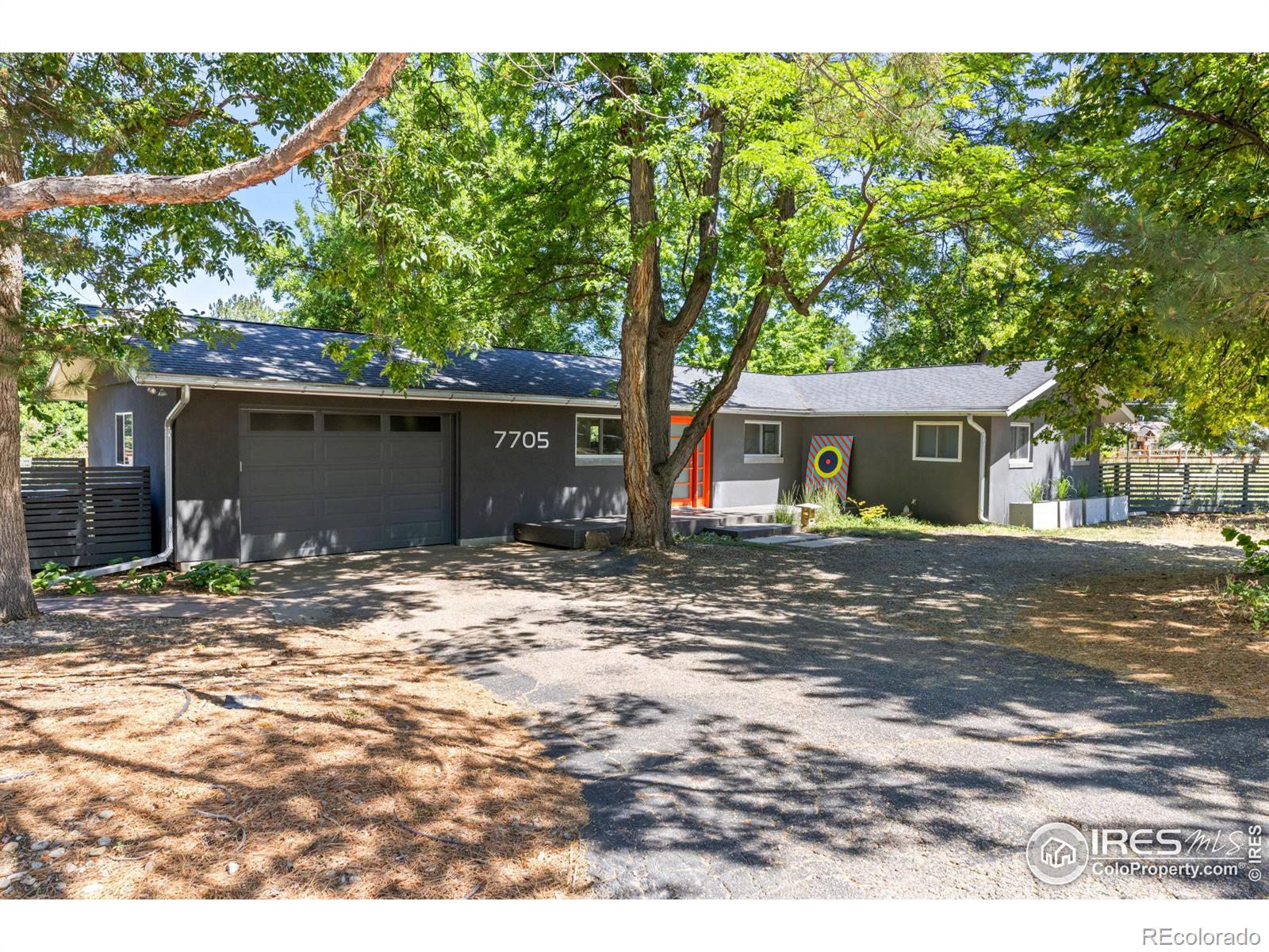 7705  Baseline Road, boulder MLS: 4567891020736 Beds: 3 Baths: 2 Price: $950,000