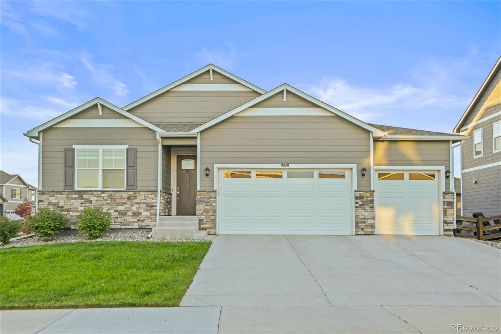 233 coyote street, Bennett sold home. Closed on 2025-04-18 for $465,000.