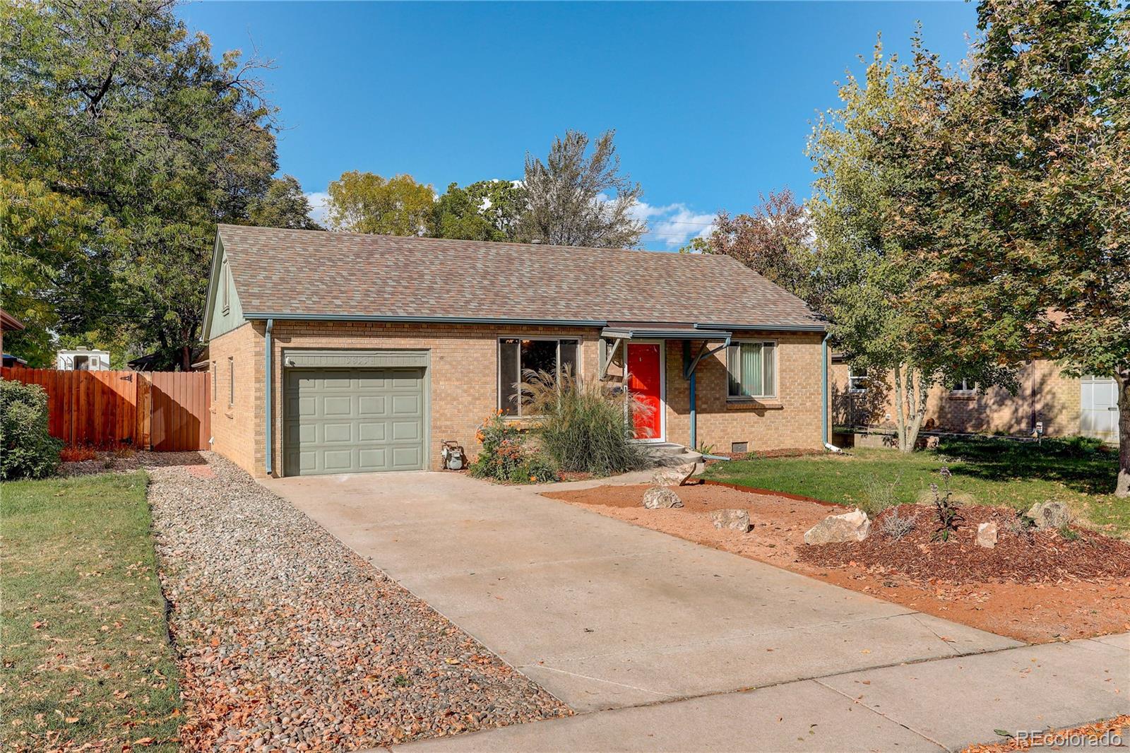 3855  newland street, Wheat Ridge sold home. Closed on 2024-11-15 for $550,000.