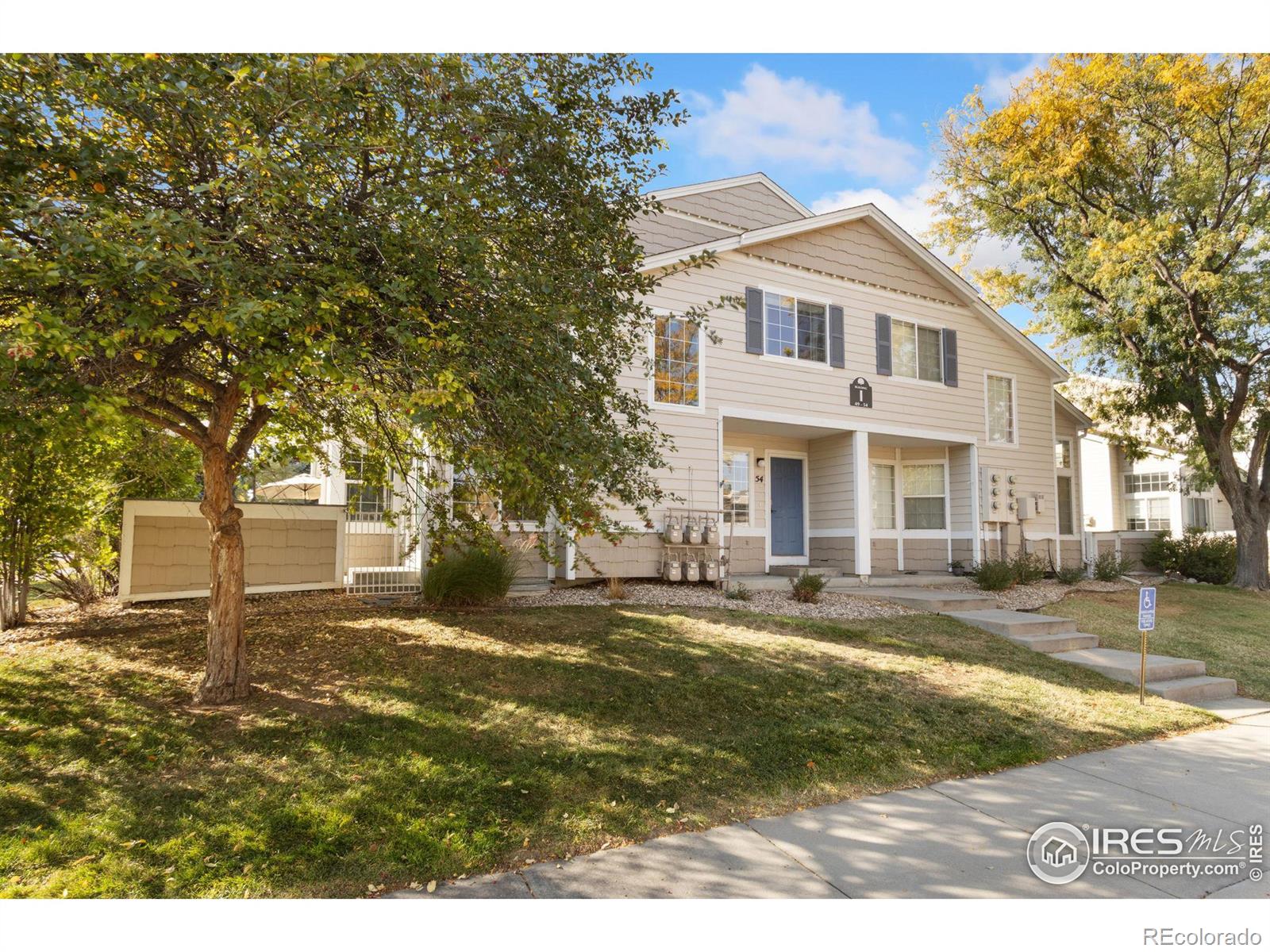 2602  Timberwood Drive, fort collins MLS: 4567891020821 Beds: 3 Baths: 3 Price: $405,000