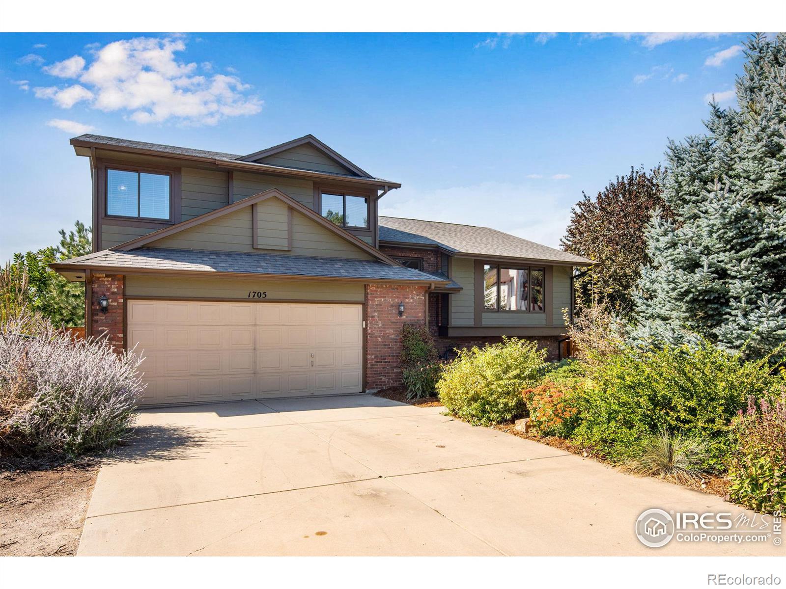 1705  Lashley Street, longmont MLS: 4567891020927 Beds: 4 Baths: 3 Price: $625,000