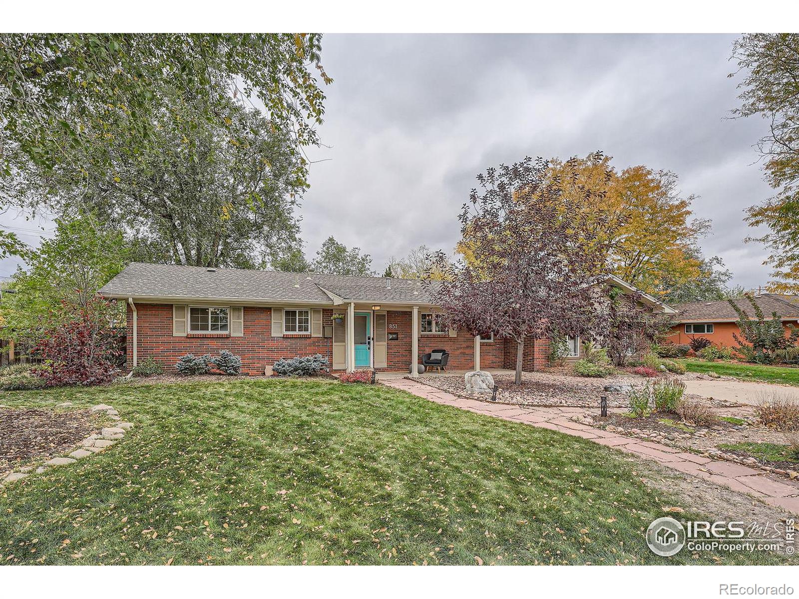 851  Crescent Drive, boulder MLS: 4567891020928 Beds: 3 Baths: 2 Price: $1,095,000