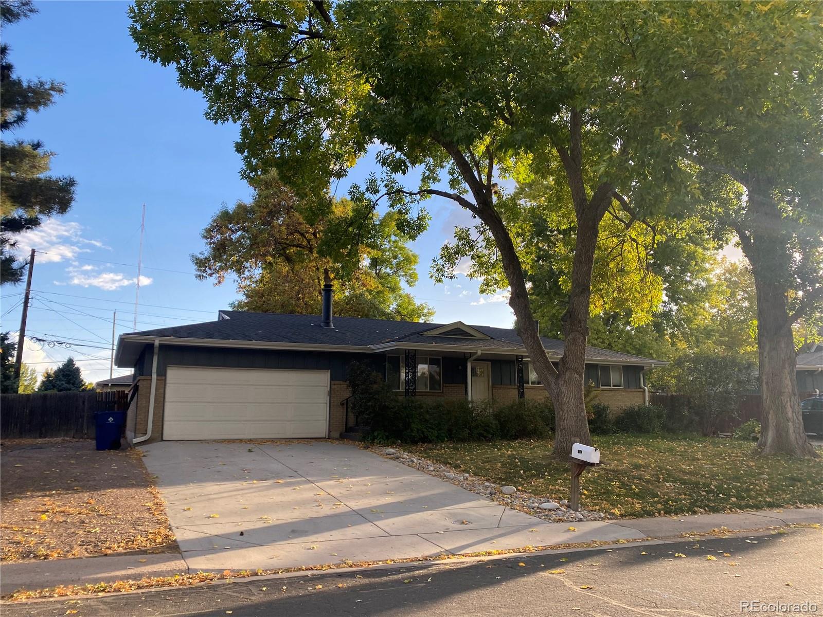 542 E Caley Drive, centennial MLS: 5042971 Beds: 4 Baths: 3 Price: $625,000