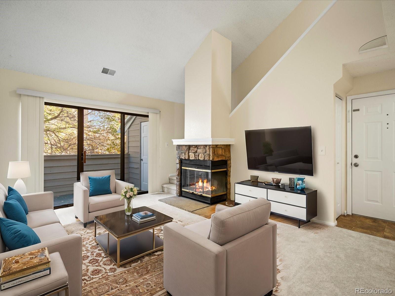 3600 s pierce street, Denver sold home. Closed on 2025-05-02 for $321,899.