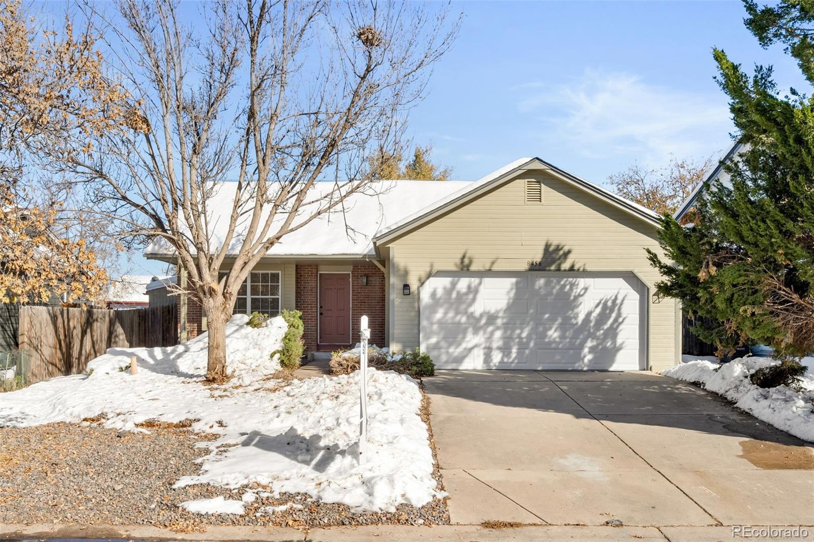 8458  Wild Alfalfa Place, parker MLS: 1787059 Beds: 3 Baths: 2 Price: $475,000