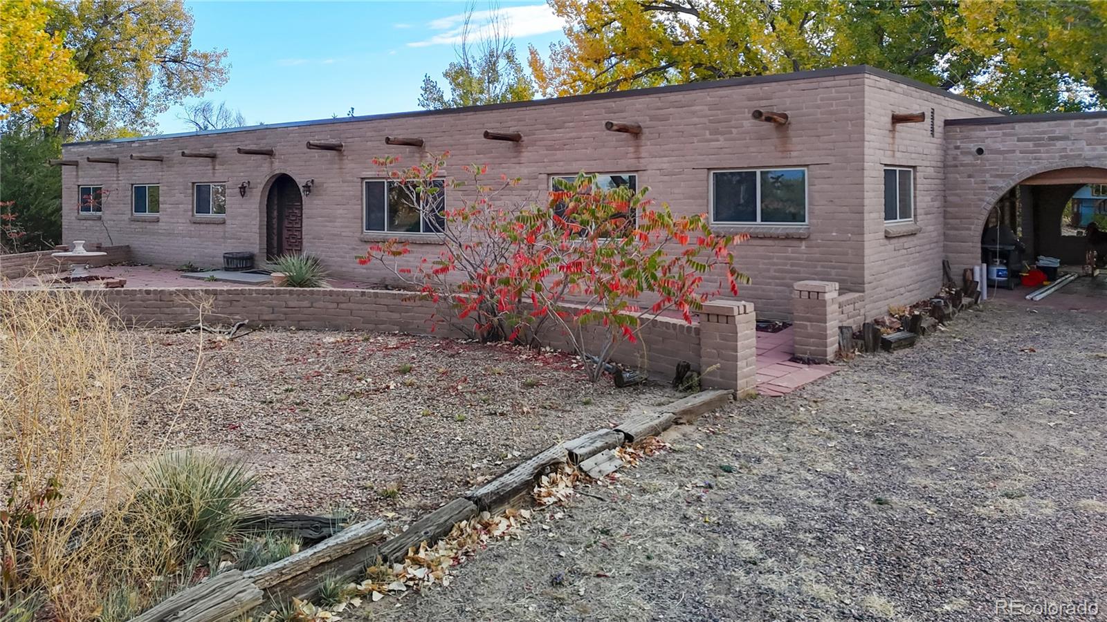 12770  Buckley Road, commerce city MLS: 6405054 Beds: 4 Baths: 3 Price: $675,000