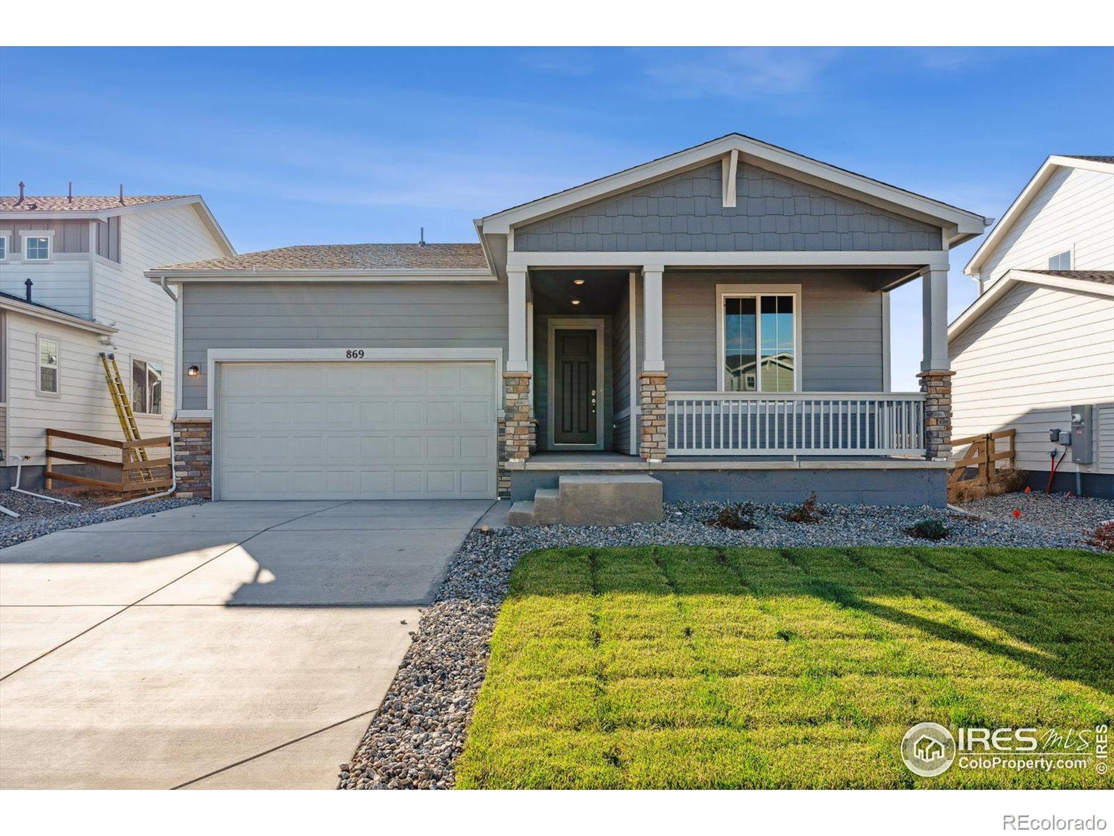 869  Hummocky Way, windsor MLS: 4567891021301 Beds: 3 Baths: 2 Price: $474,990