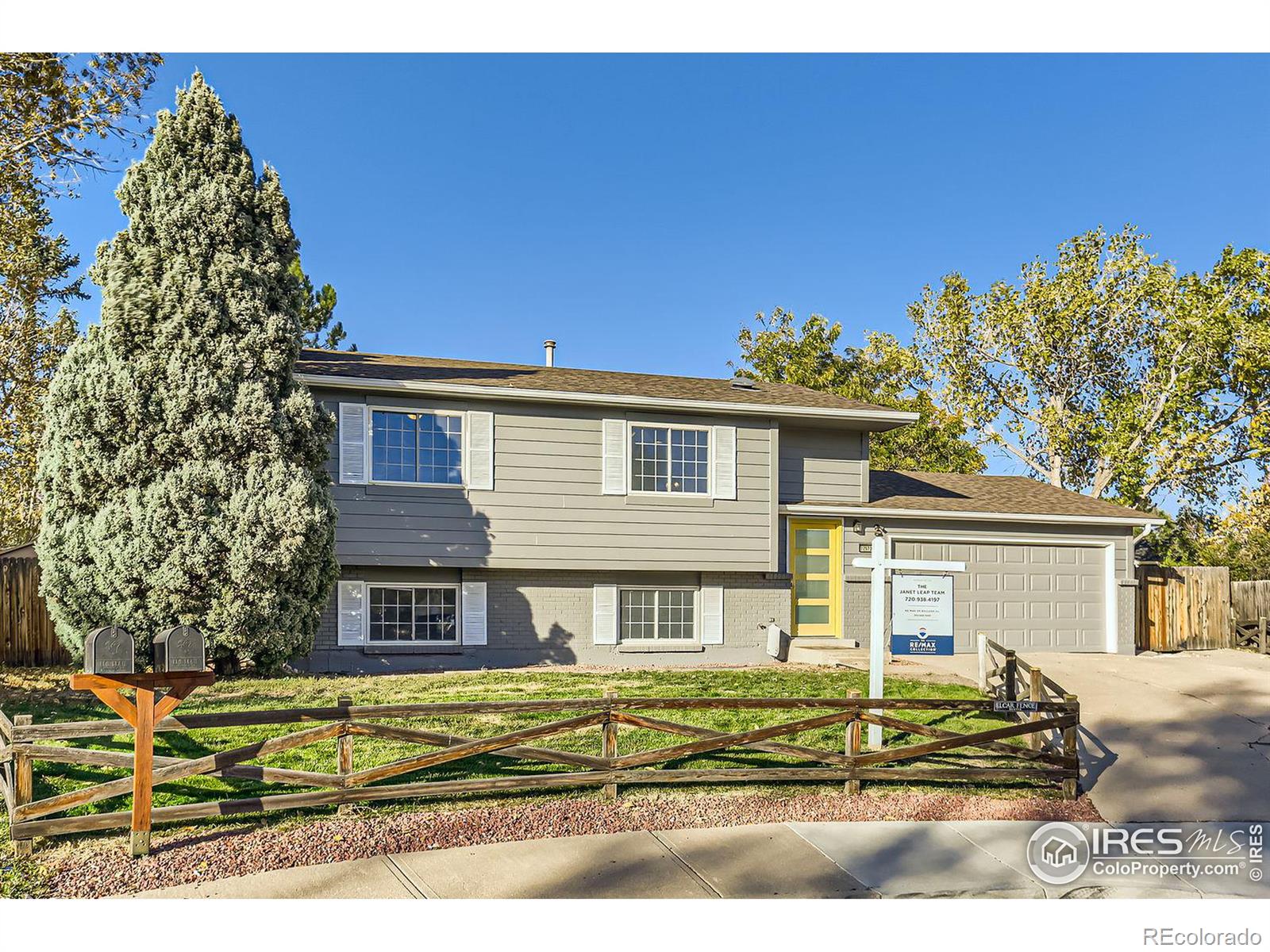 12570  Meade Court, broomfield MLS: 4567891021329 Beds: 4 Baths: 2 Price: $525,000