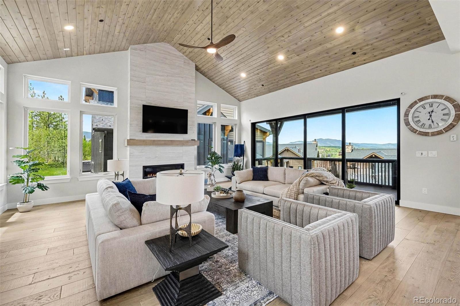 64  overlook place, Winter Park sold home. Closed on 2026-07-17 for $2,801,361.