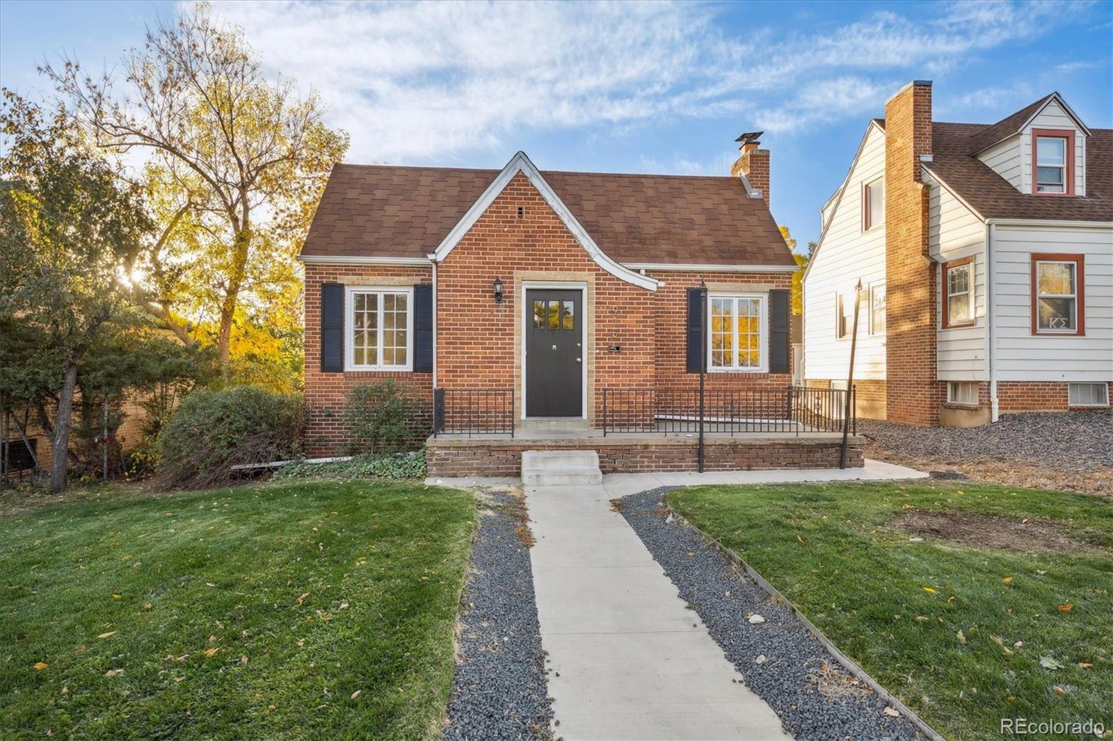 915  19th Street, golden MLS: 5787842 Beds: 4 Baths: 2 Price: $899,900