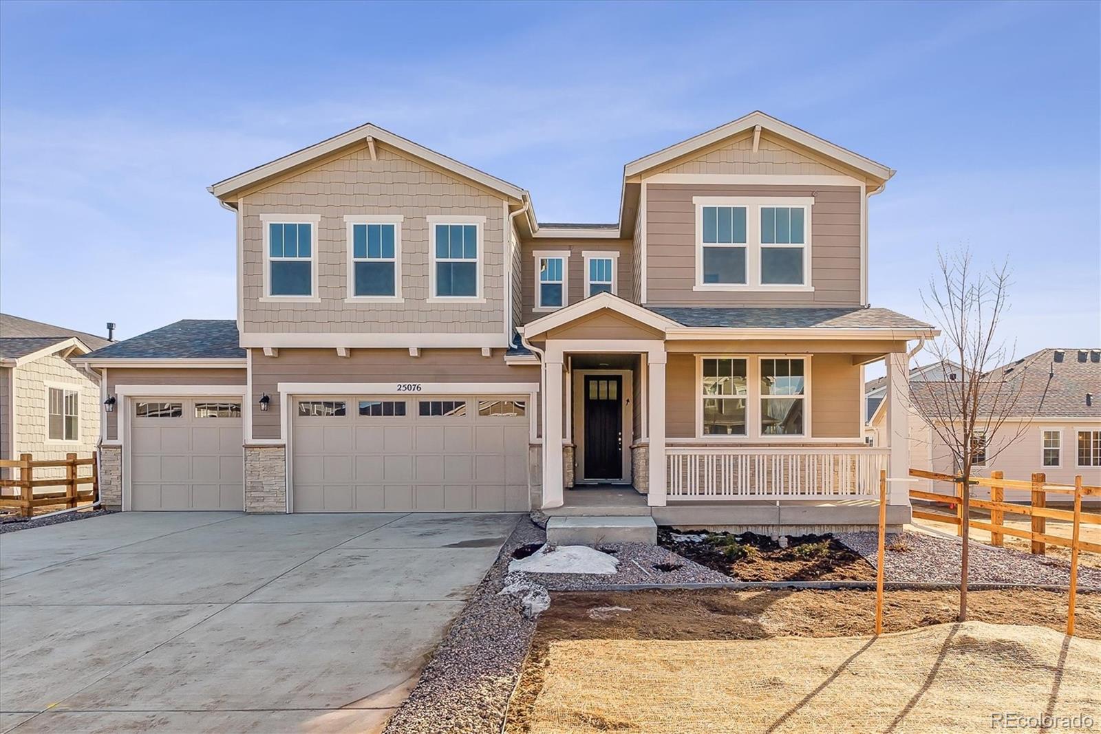 25076 E 41st Avenue, aurora MLS: 1733664 Beds: 5 Baths: 4 Price: $774,950