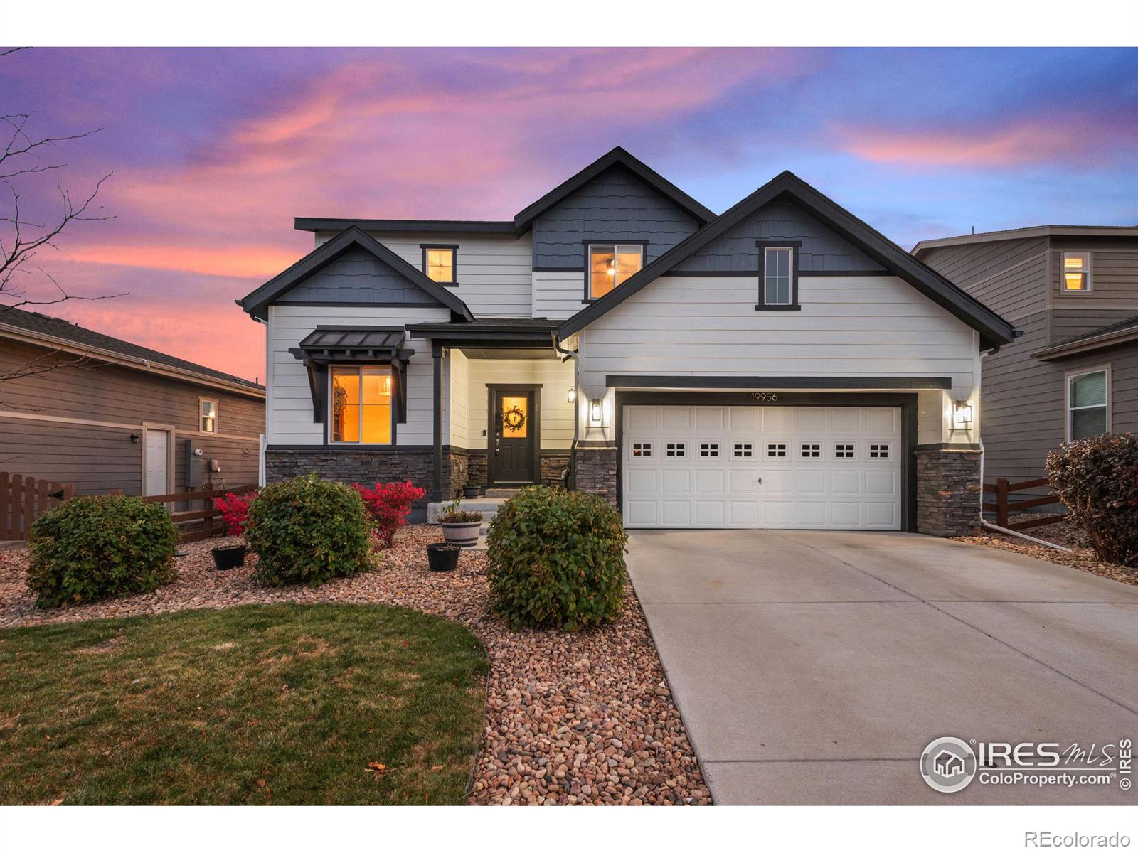 19956 W 93rd Avenue, arvada MLS: 4567891021637 Beds: 3 Baths: 3 Price: $700,000