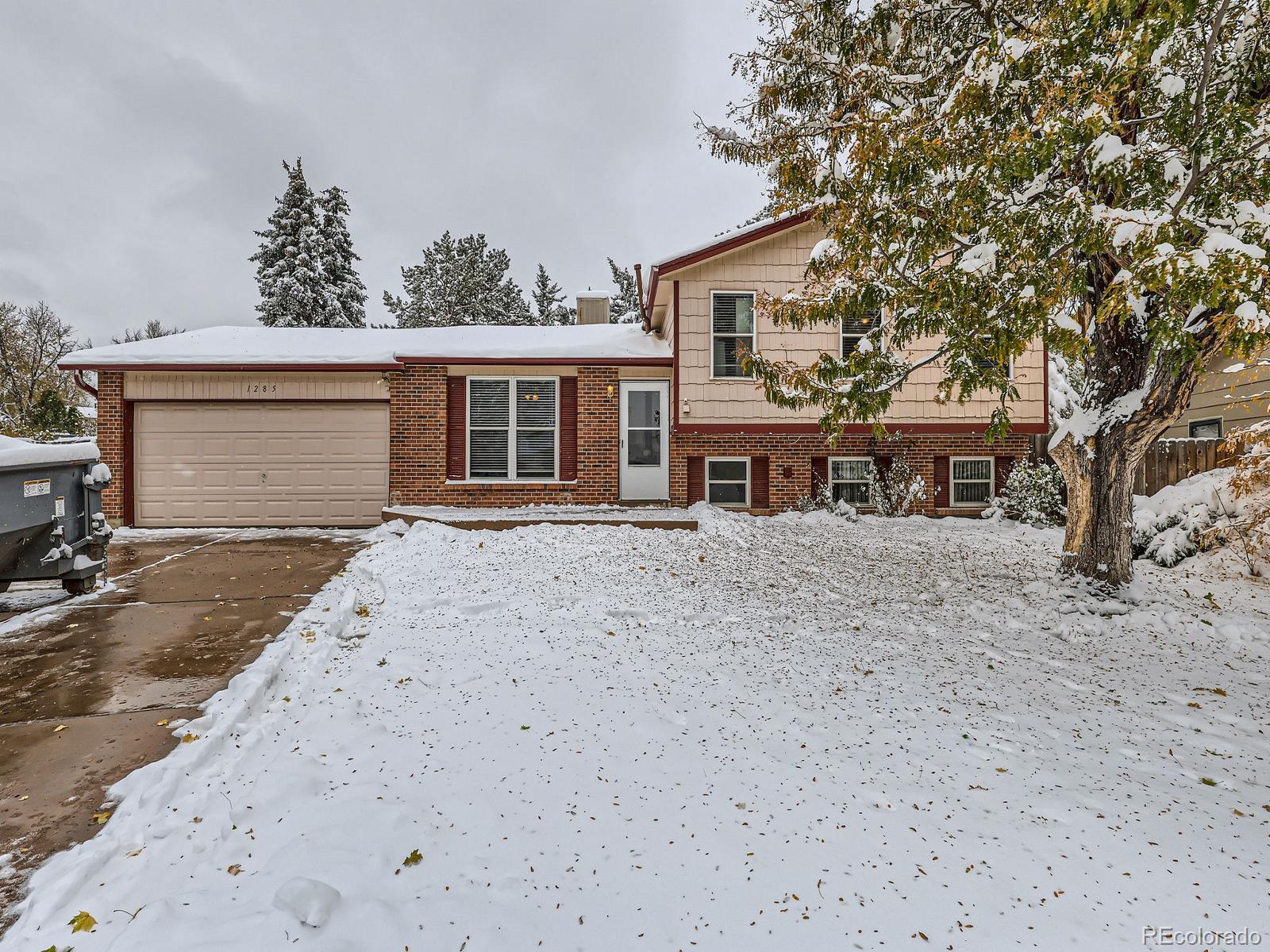 1285 S Telluride Street, aurora MLS: 3673304 Beds: 3 Baths: 2 Price: $445,000