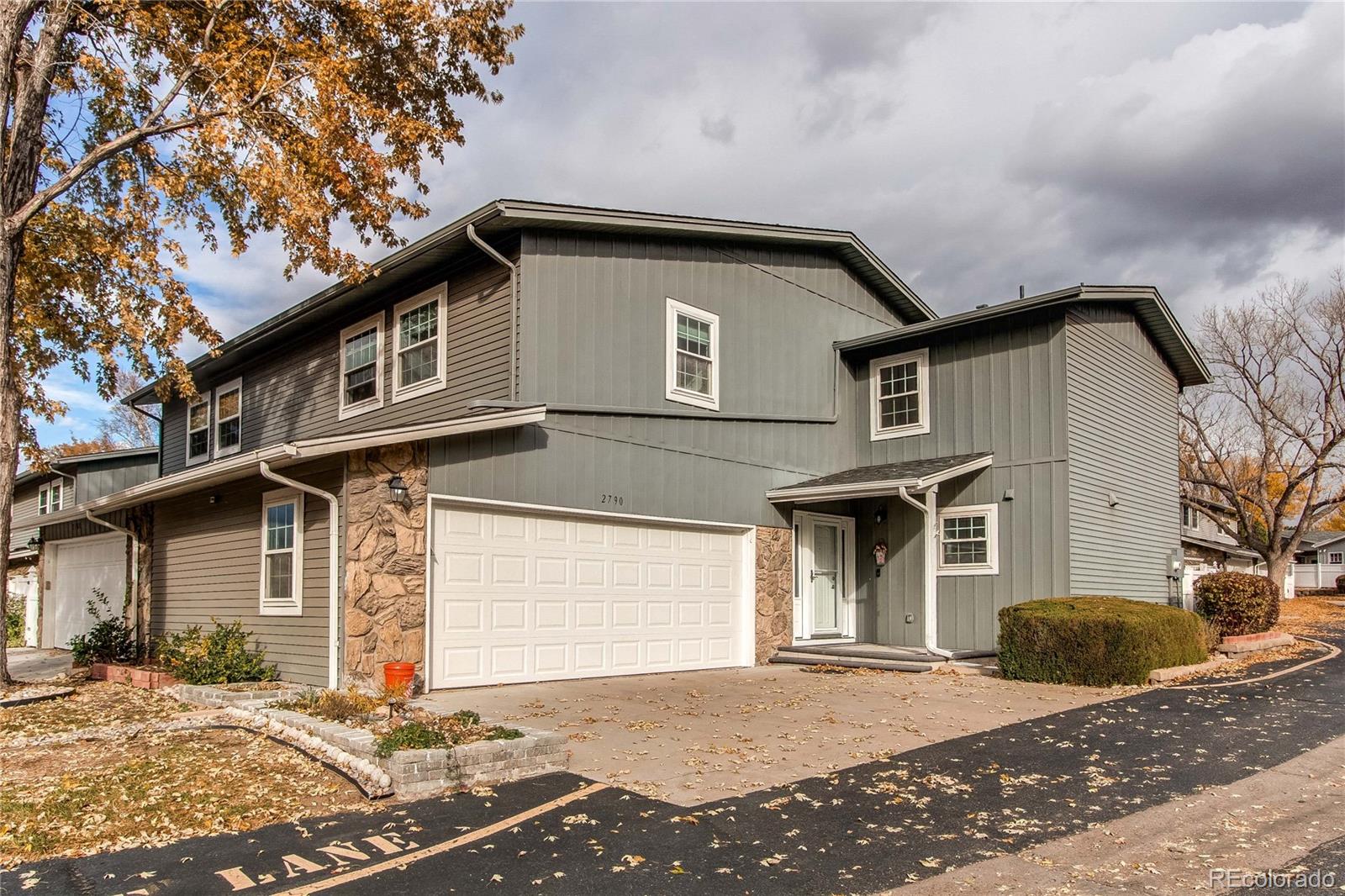 2790 S Wheeling Way , Aurora  MLS: 2967238 Beds: 3 Baths: 3 Price: $439,000