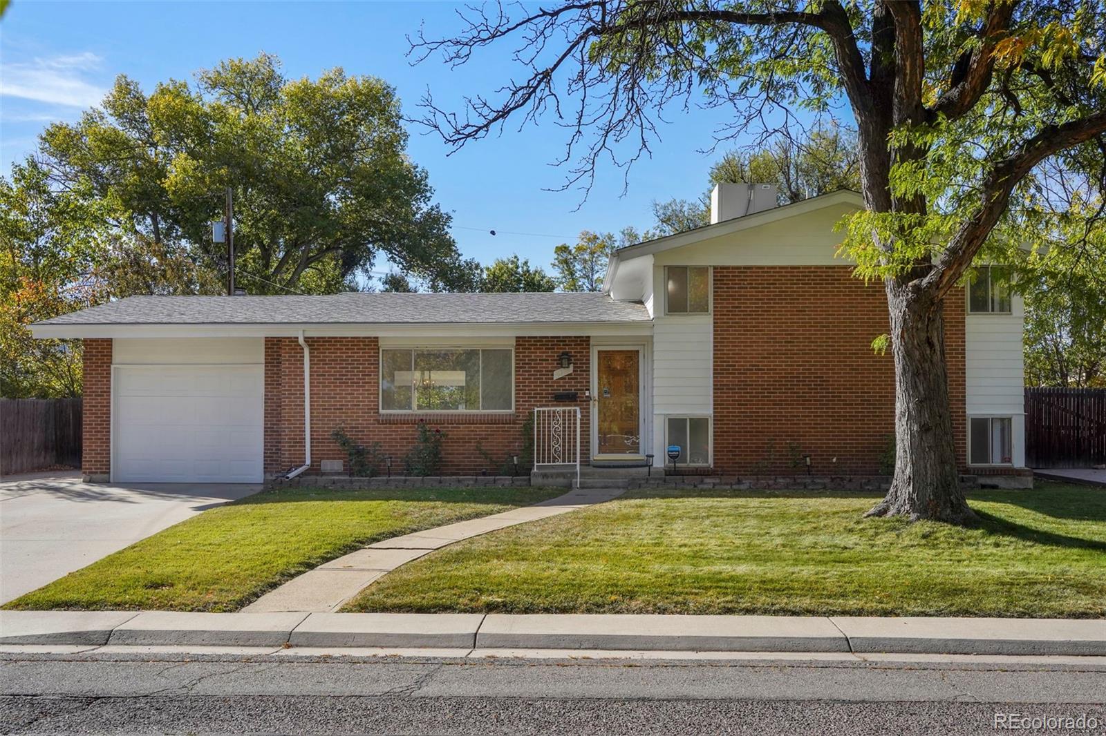 6127  Owens Street, arvada MLS: 7542507 Beds: 3 Baths: 2 Price: $500,000