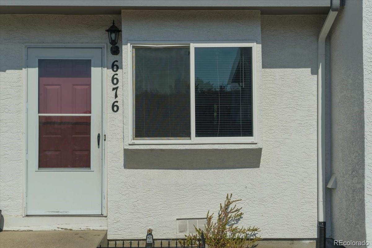Eaglecrest Colorado Springs Condo / Townhome | MLS #: 34888446676  Proud Eagle Court , Colorado Springs Beds: 2 Baths: 2 Price: $199,000