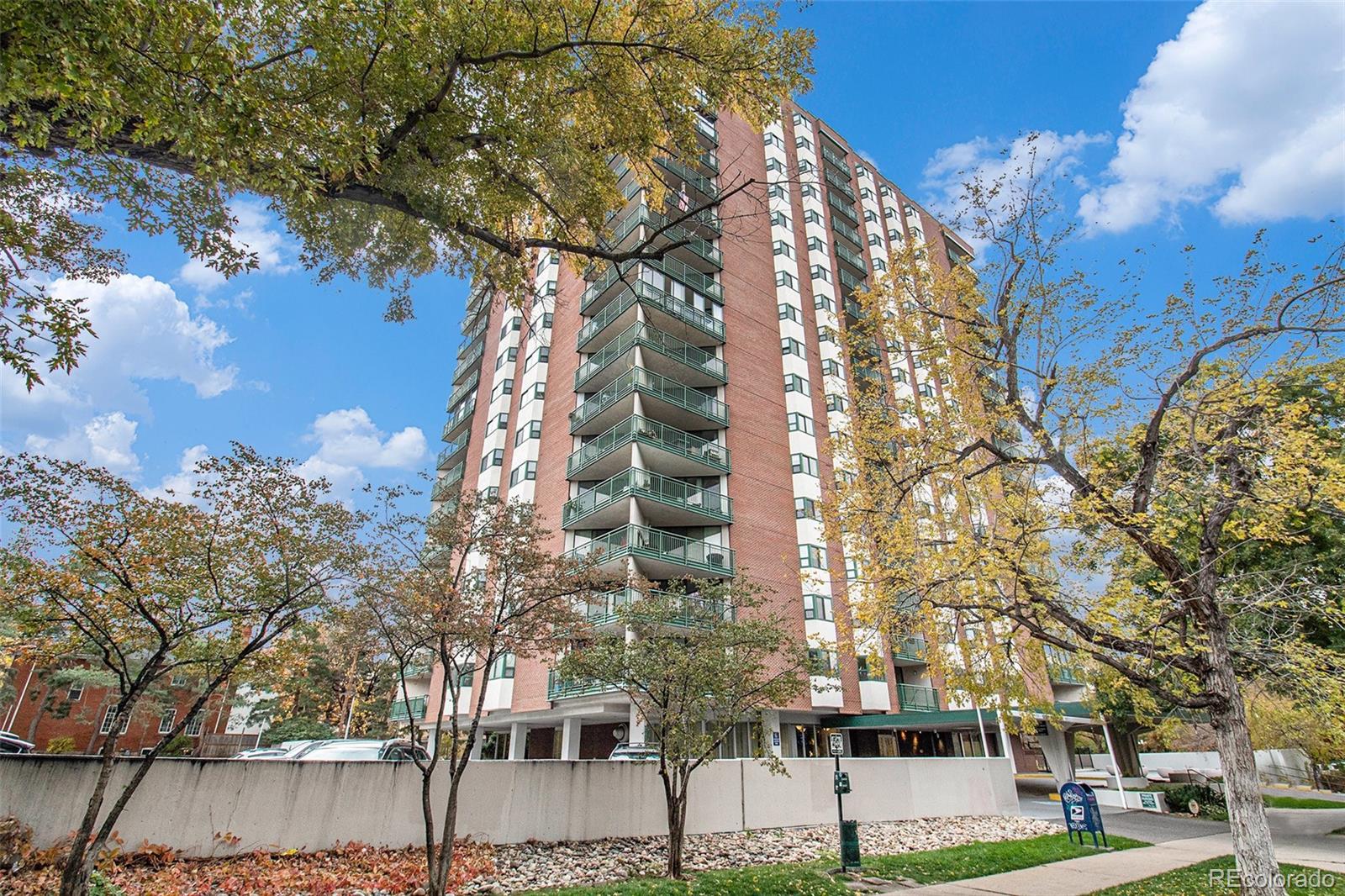 550 E 12th Avenue 1506, Denver  MLS: 9388901 Beds: 1 Baths: 1 Price: $370,000