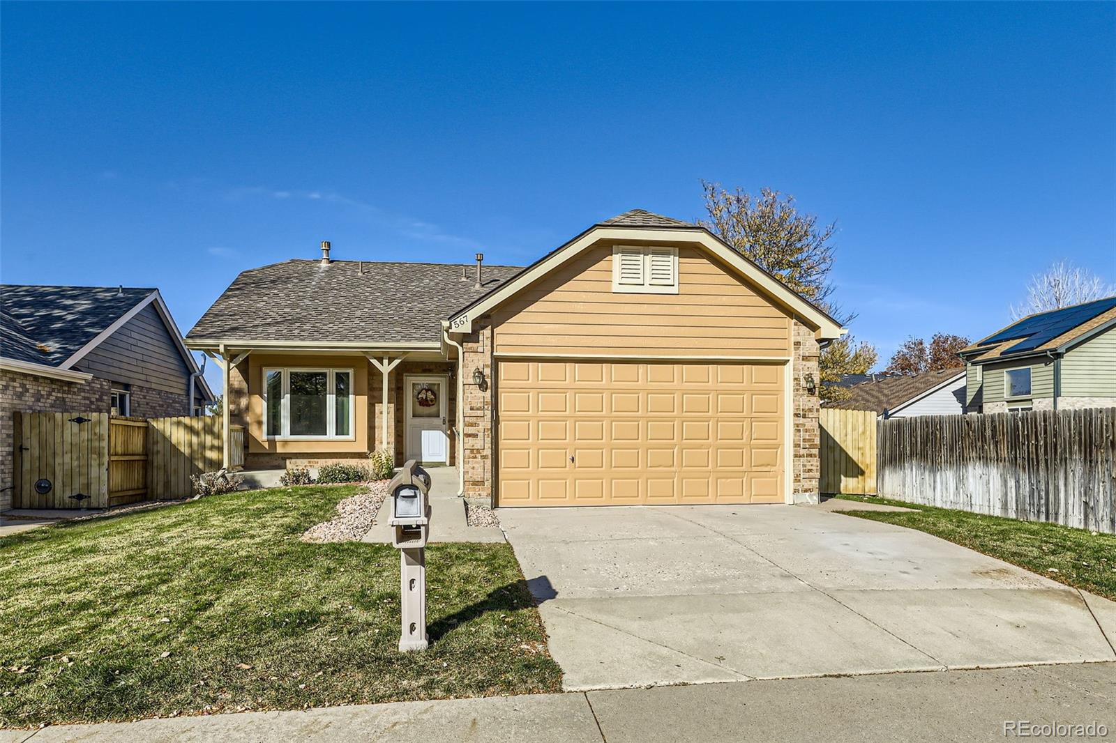 567 W 116th Place, northglenn MLS: 8275221 Beds: 3 Baths: 2 Price: $468,000