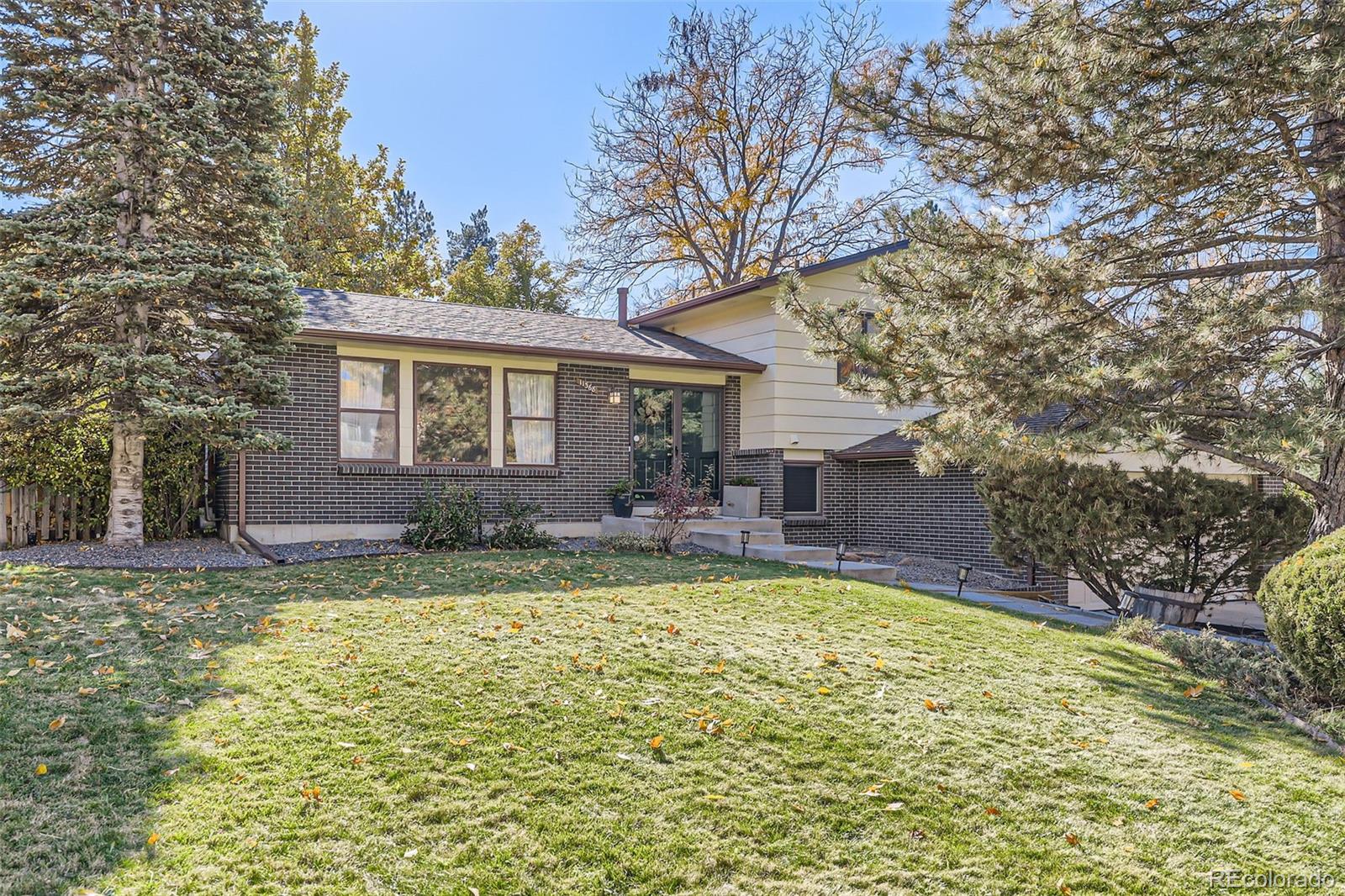 11368 W 73rd Avenue, arvada MLS: 3535815 Beds: 3 Baths: 3 Price: $670,000