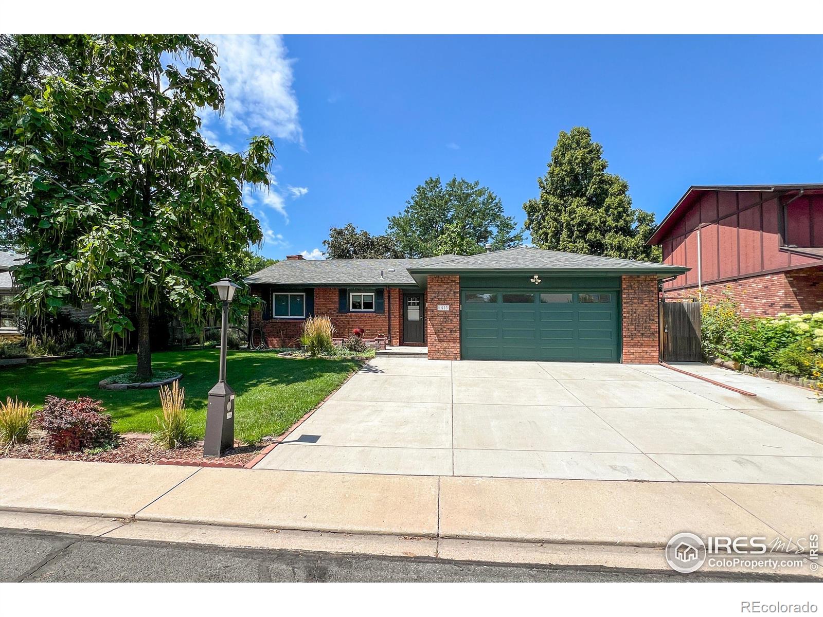 1533  Sumner Street, longmont MLS: 4567891021954 Beds: 4 Baths: 3 Price: $609,900