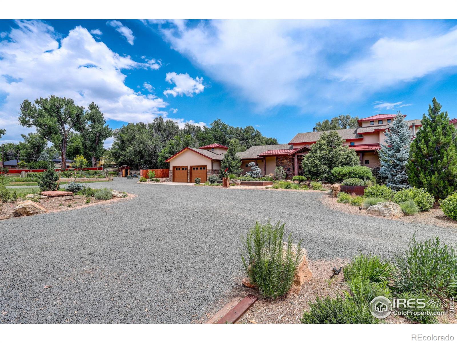 1919  3rd Avenue, longmont MLS: 4567891022028 Beds: 5 Baths: 5 Price: $2,900,000