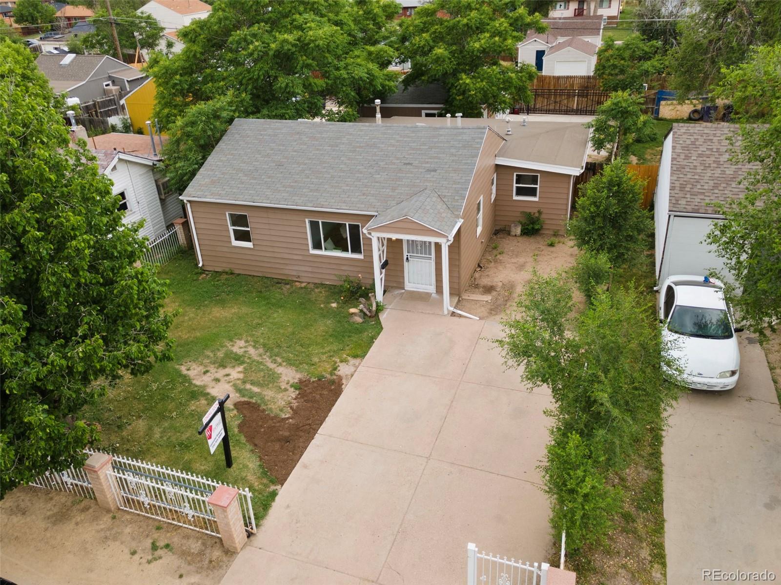 1169  Yosemite Street, denver MLS: 8529980 Beds: 3 Baths: 2 Price: $427,000