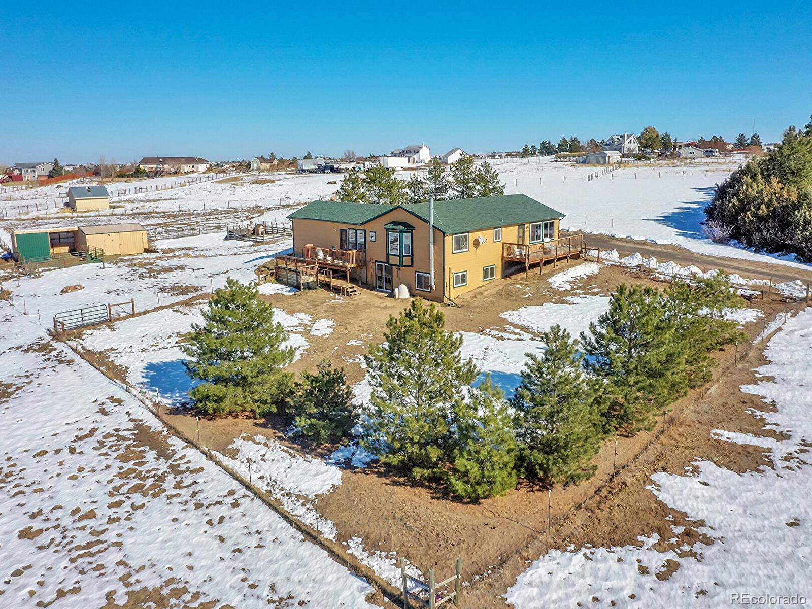 39775 E Colorado Avenue, bennett MLS: 7859902 Beds: 3 Baths: 2 Price: $699,900