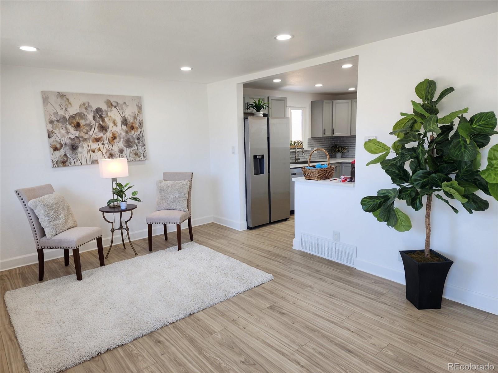 7956  Joan Drive, denver MLS: 4029599 Beds: 5 Baths: 2 Price: $514,900