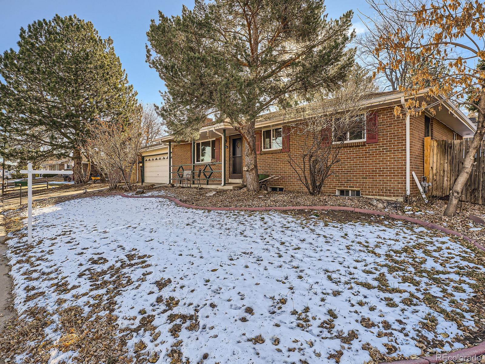 8236 W 71st Place, arvada MLS: 9155976 Beds: 5 Baths: 2 Price: $599,000