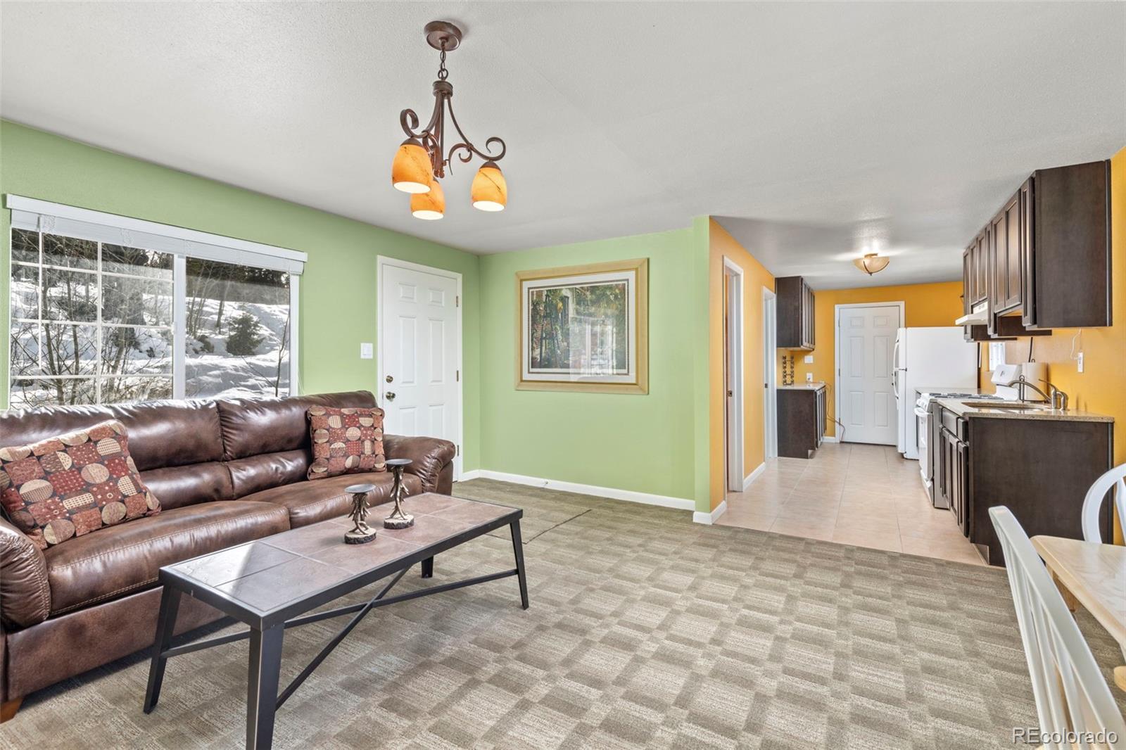 293 mountain view drive, Idaho Springs sold home. Closed on 2025-05-15 for $360,000.