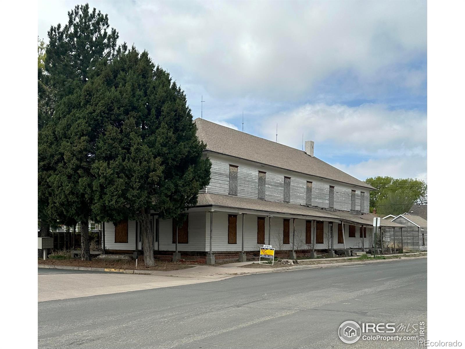 204 s ash street, Yuma sold home. Closed on 2025-05-20 for $12,000.